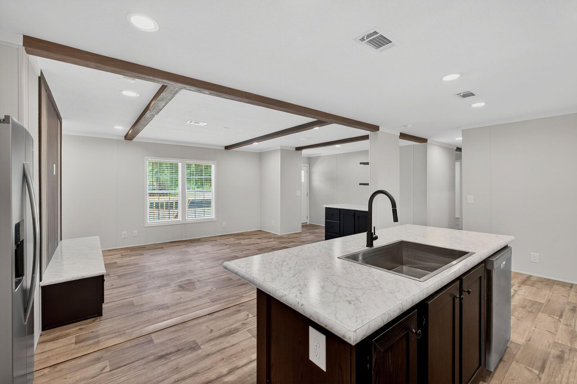 158 Dicks Hill Lane Lane Photo 10