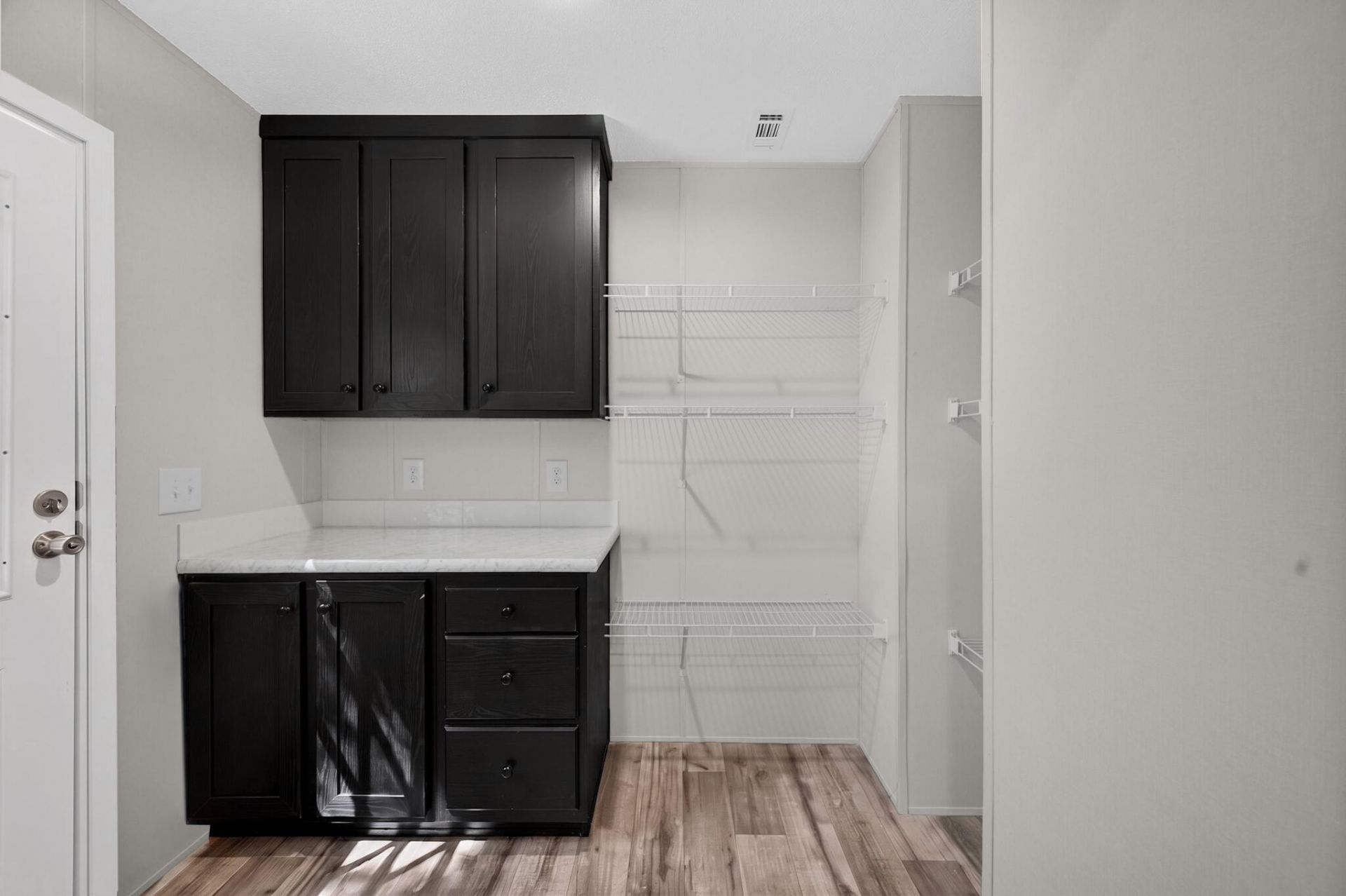 158 Dicks Hill Lane Lane Photo 12