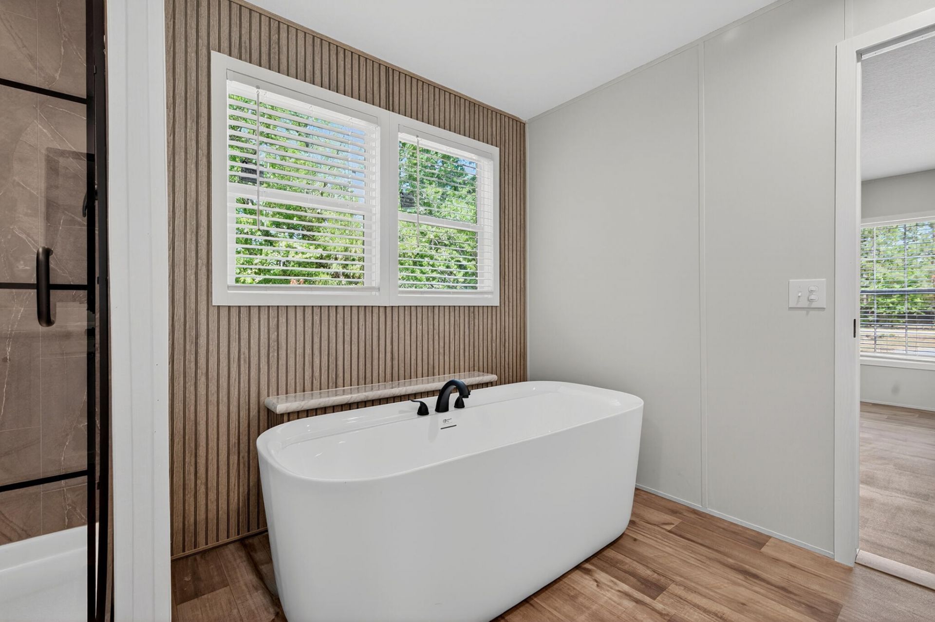 158 Dicks Hill Lane Lane Photo 19