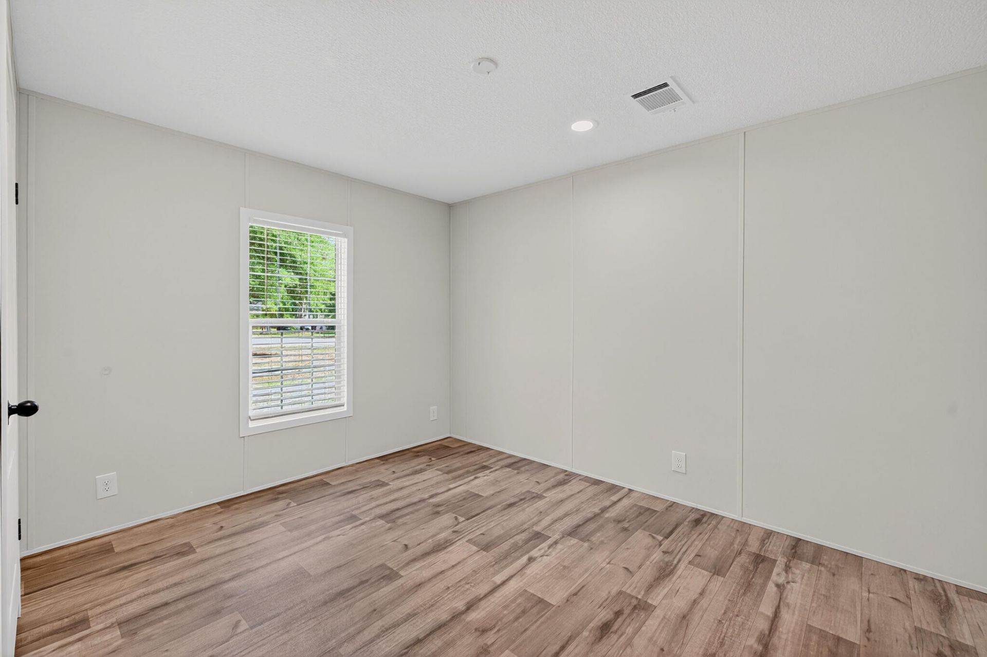 158 Dicks Hill Lane Lane Photo 25