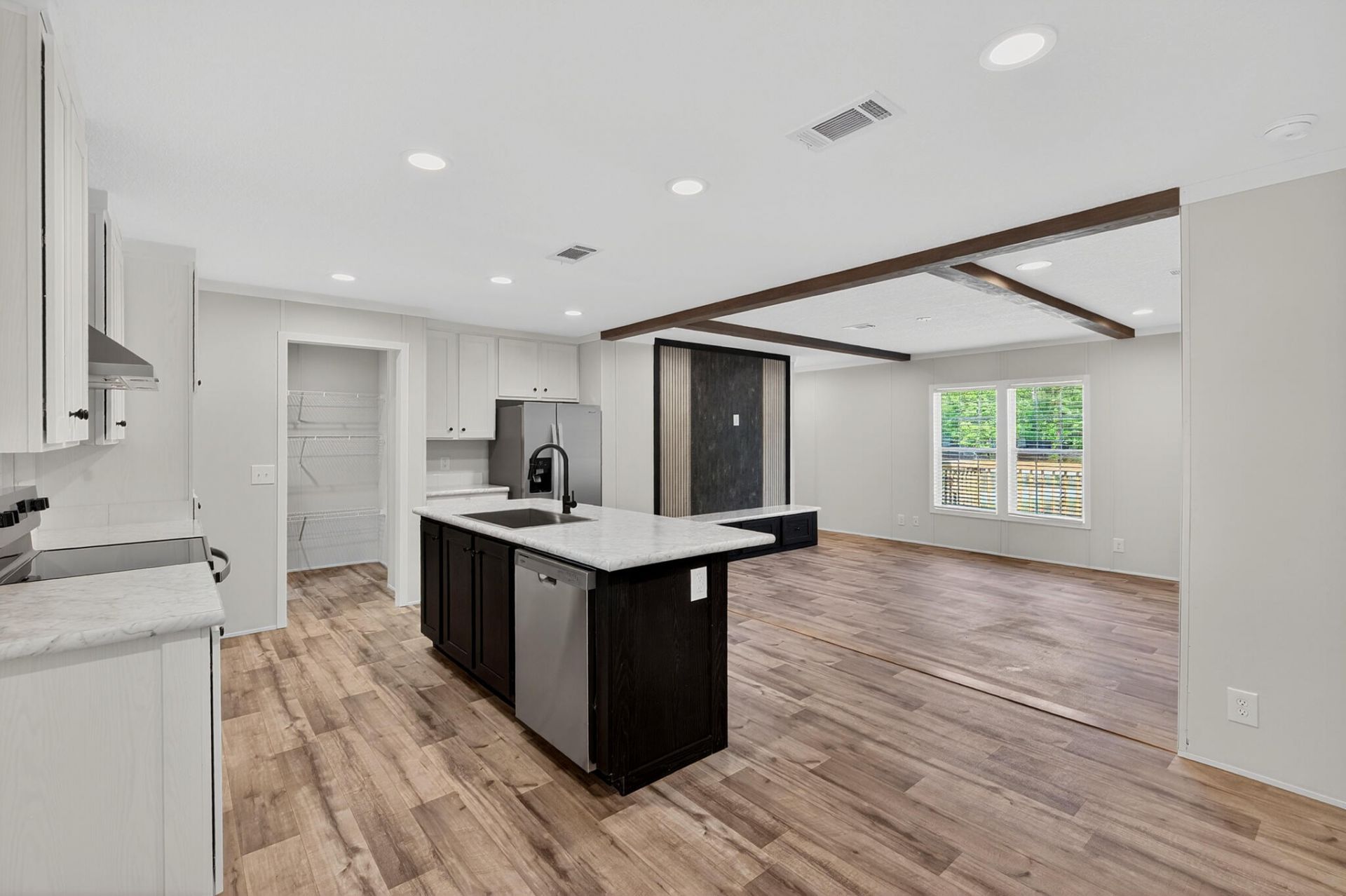 158 Dicks Hill Lane Lane Photo 9