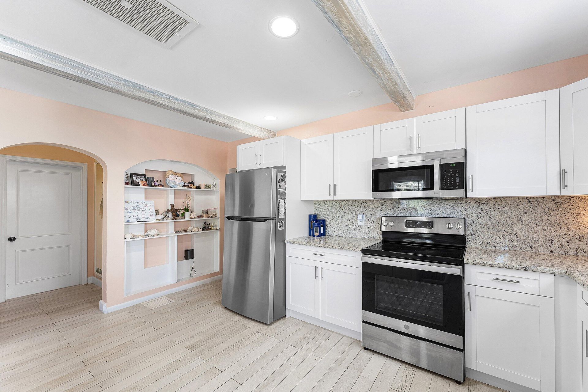 909 N A Street, Lake Worth Beach, FL 33460 Photo