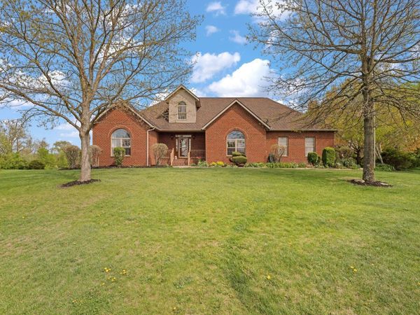 7616 Richardson Road, Groveport, OH 43125