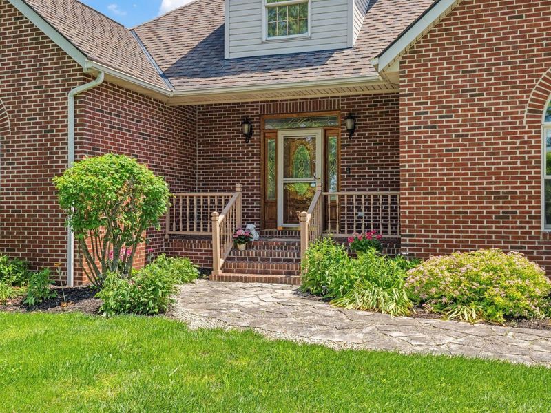 7616 Richardson Road, Groveport, OH 43125 Photo 2