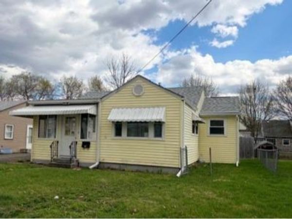 641 Reynolds Street , Elmira, NY 14904
