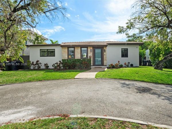 281 Pocatella St , Miami Springs, FL 33166