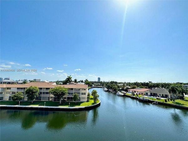 437 Golden Isles Dr , Unit 4J, Hallandale Beach, FL 33009