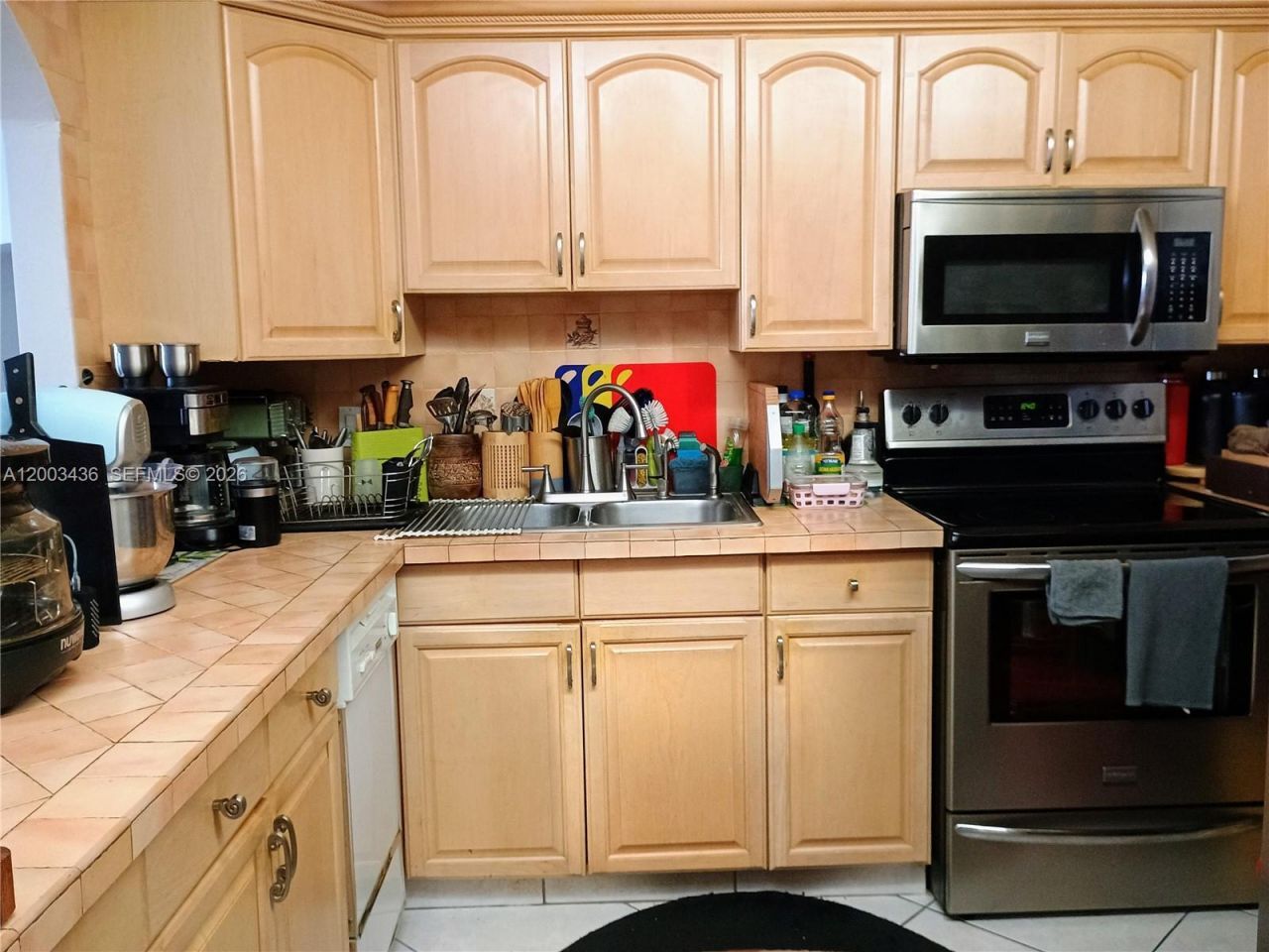 437 Golden Isles Dr , Unit 4J, Hallandale Beach, FL 33009 Photo