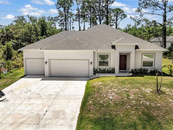 18105 POSTON AVENUE , PORT CHARLOTTE, FL 33948