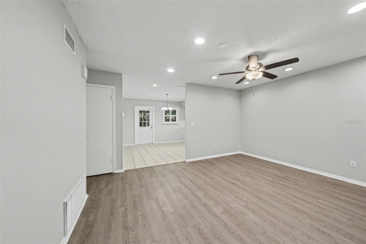 722 Galsworthy Avenue , Orlando, FL 32809 Photo