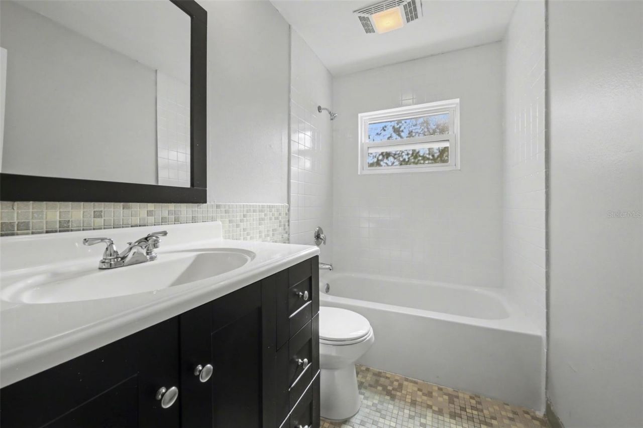 722 Galsworthy Avenue , Orlando, FL 32809 Photo