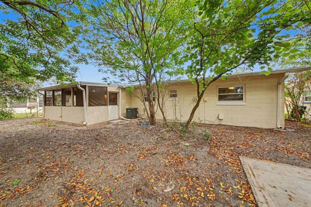 722 Galsworthy Avenue , Orlando, FL 32809 Photo