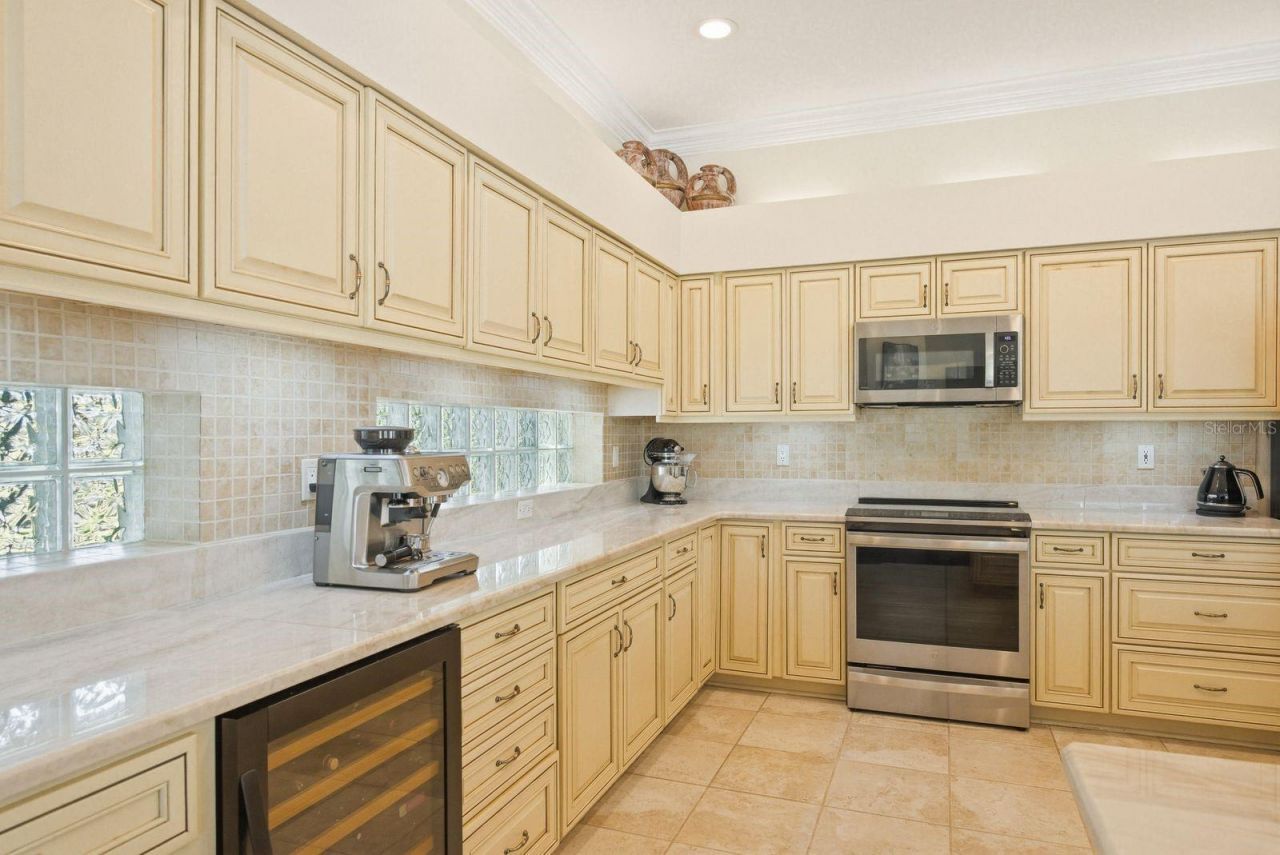 3343 Crescent Oaks Boulevard , Tarpon Springs, FL 34688 Photo