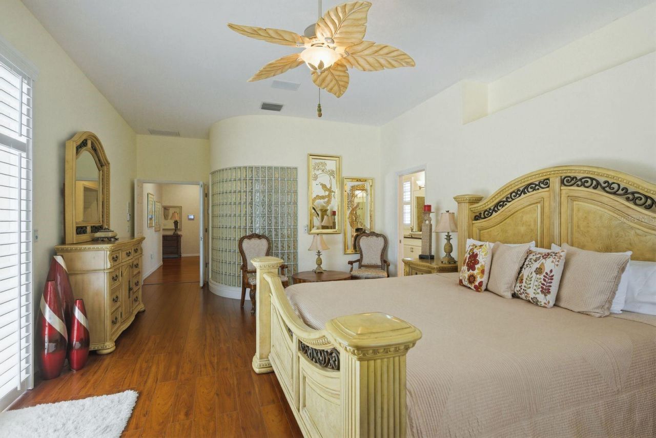 3343 Crescent Oaks Boulevard , Tarpon Springs, FL 34688 Photo