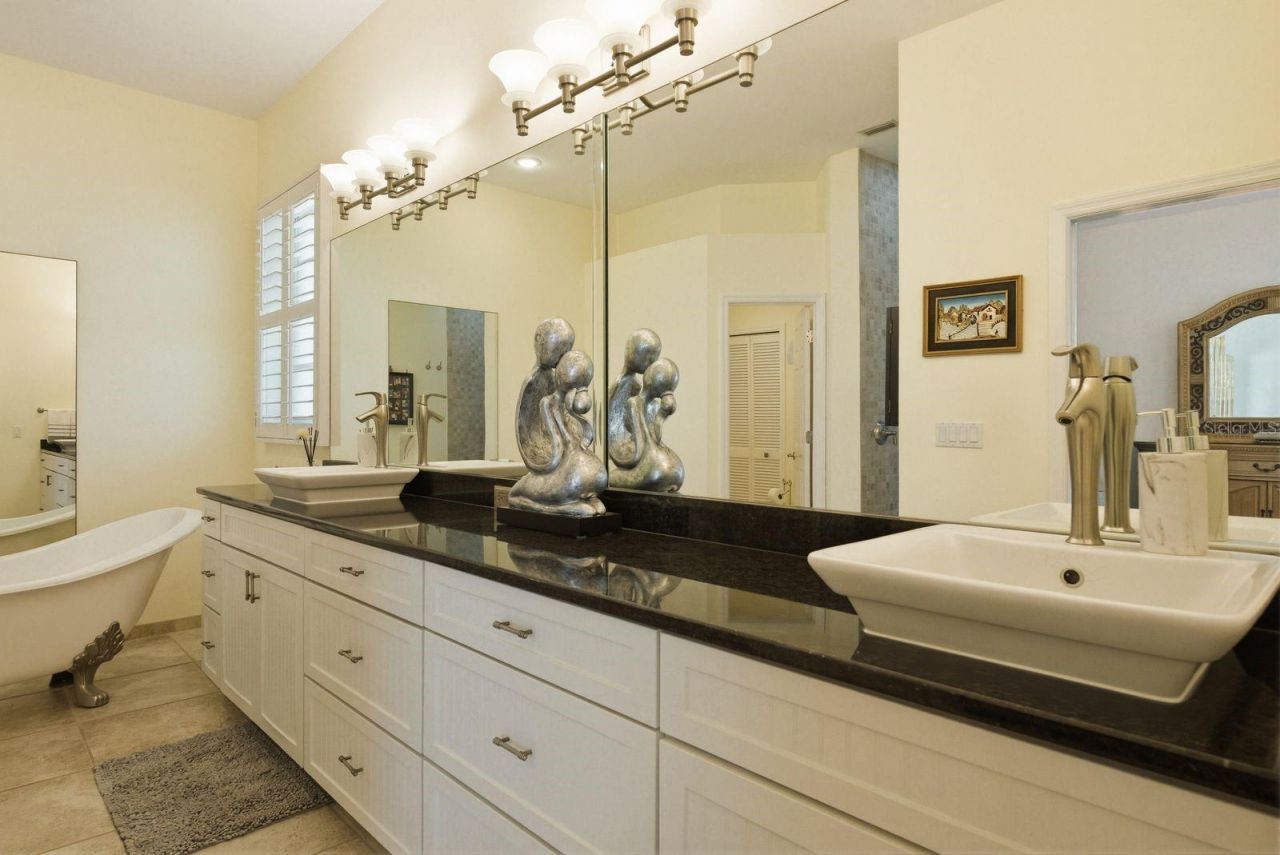 3343 Crescent Oaks Boulevard , Tarpon Springs, FL 34688 Photo