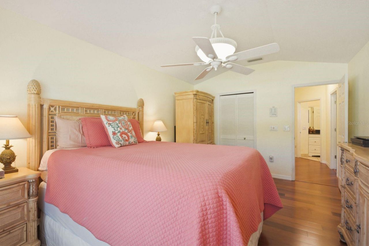 3343 Crescent Oaks Boulevard , Tarpon Springs, FL 34688 Photo