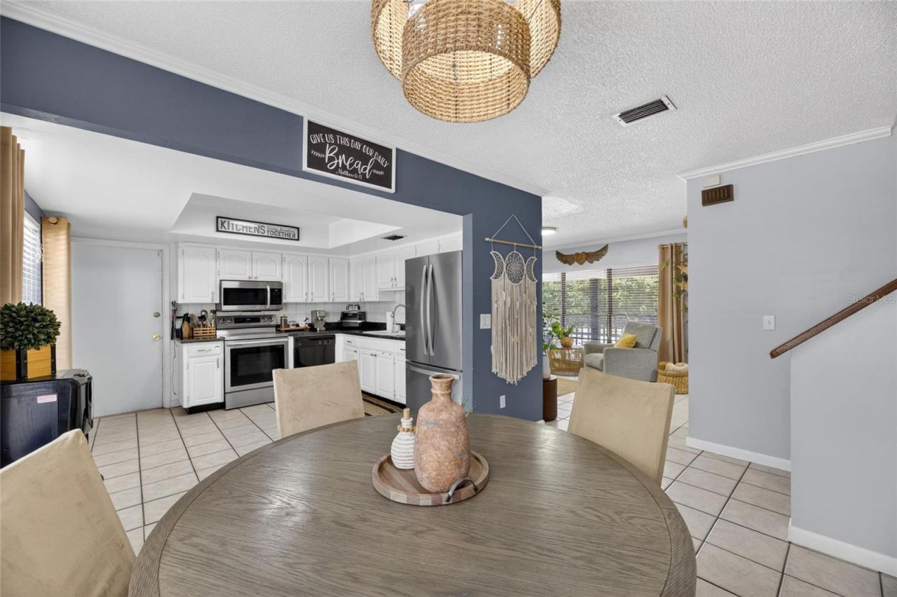 6609 Jennifer Drive, Temple Terrace, FL 33617 Photo