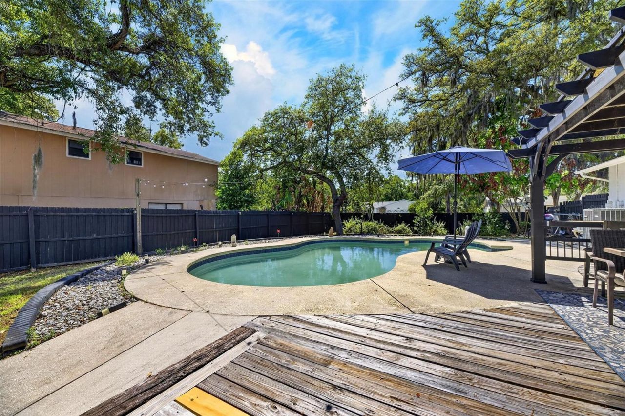 6609 Jennifer Drive, Temple Terrace, FL 33617 Photo
