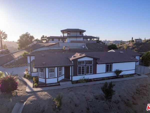 44310 Via Barranca, Unit 2, Temecula, CA 92590