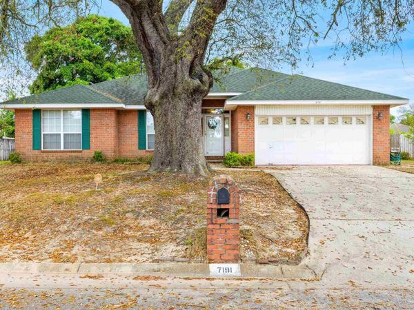 7191 Rampart Way, Pensacola, FL 32505