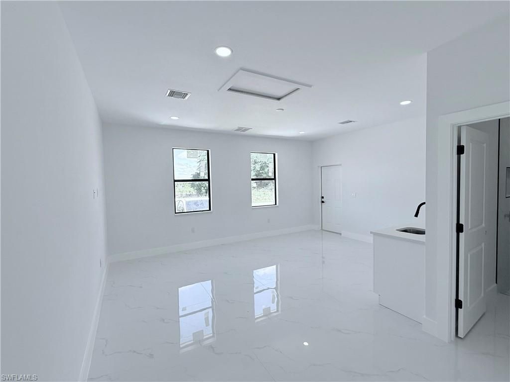 830 Wolverine St E, Lehigh Acres, FL 33974 Photo