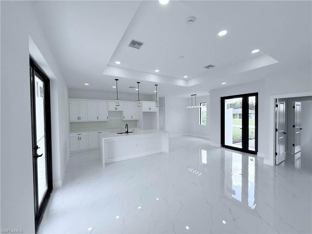 830 Wolverine St E, Lehigh Acres, FL 33974 Photo