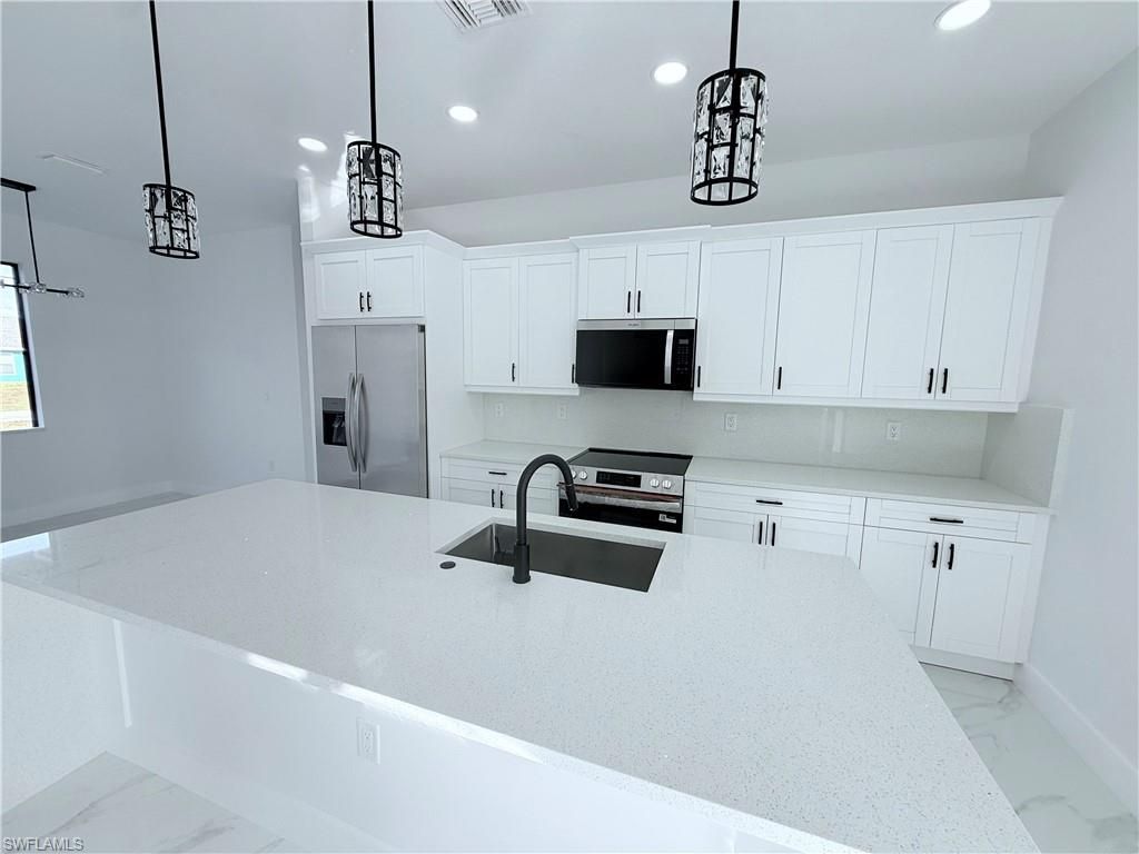 830 Wolverine St E, Lehigh Acres, FL 33974 Photo