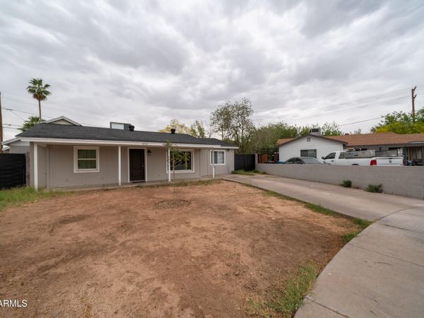 5242 N 19TH Drive, Phoenix, AZ 85015