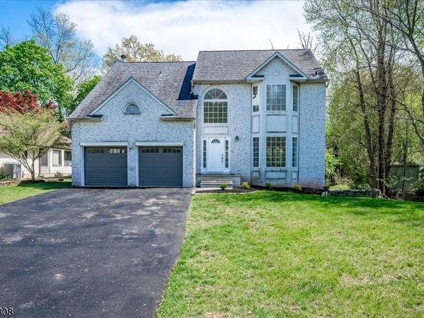 15 Barbour Pl, Piscataway, NJ 08854