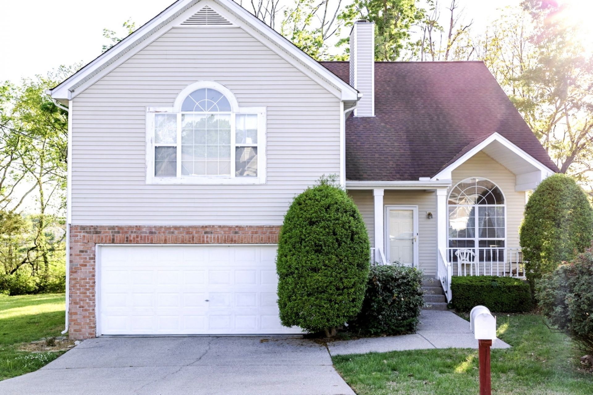 424 Asheford Ct, Antioch, TN 37013 Main Photo