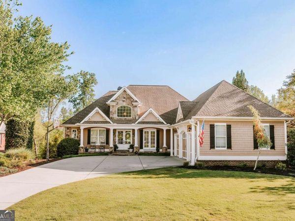 3881 Alexandria Drive, Gainesville, GA 30506