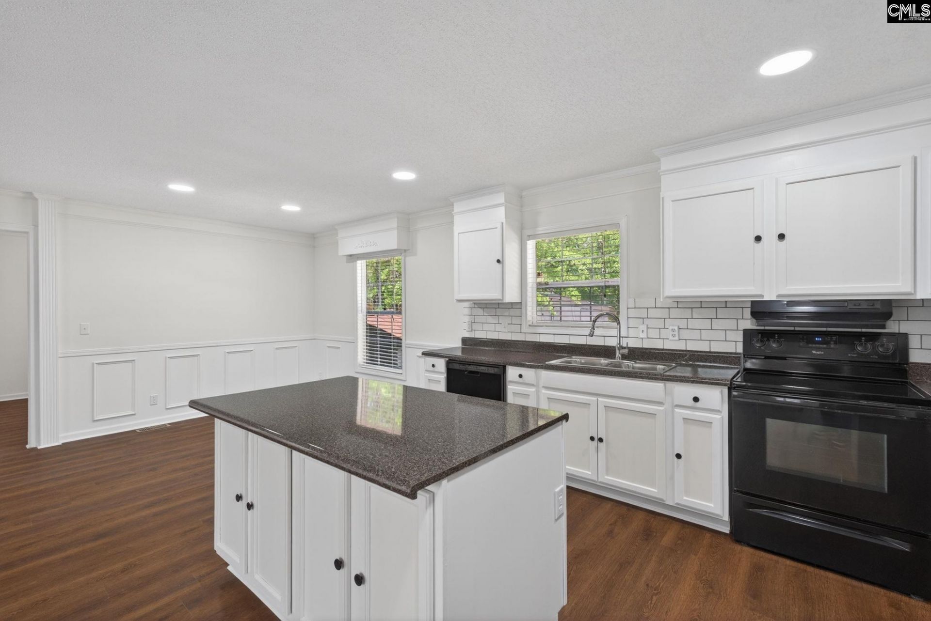 212 Cricket Road  Photo 15