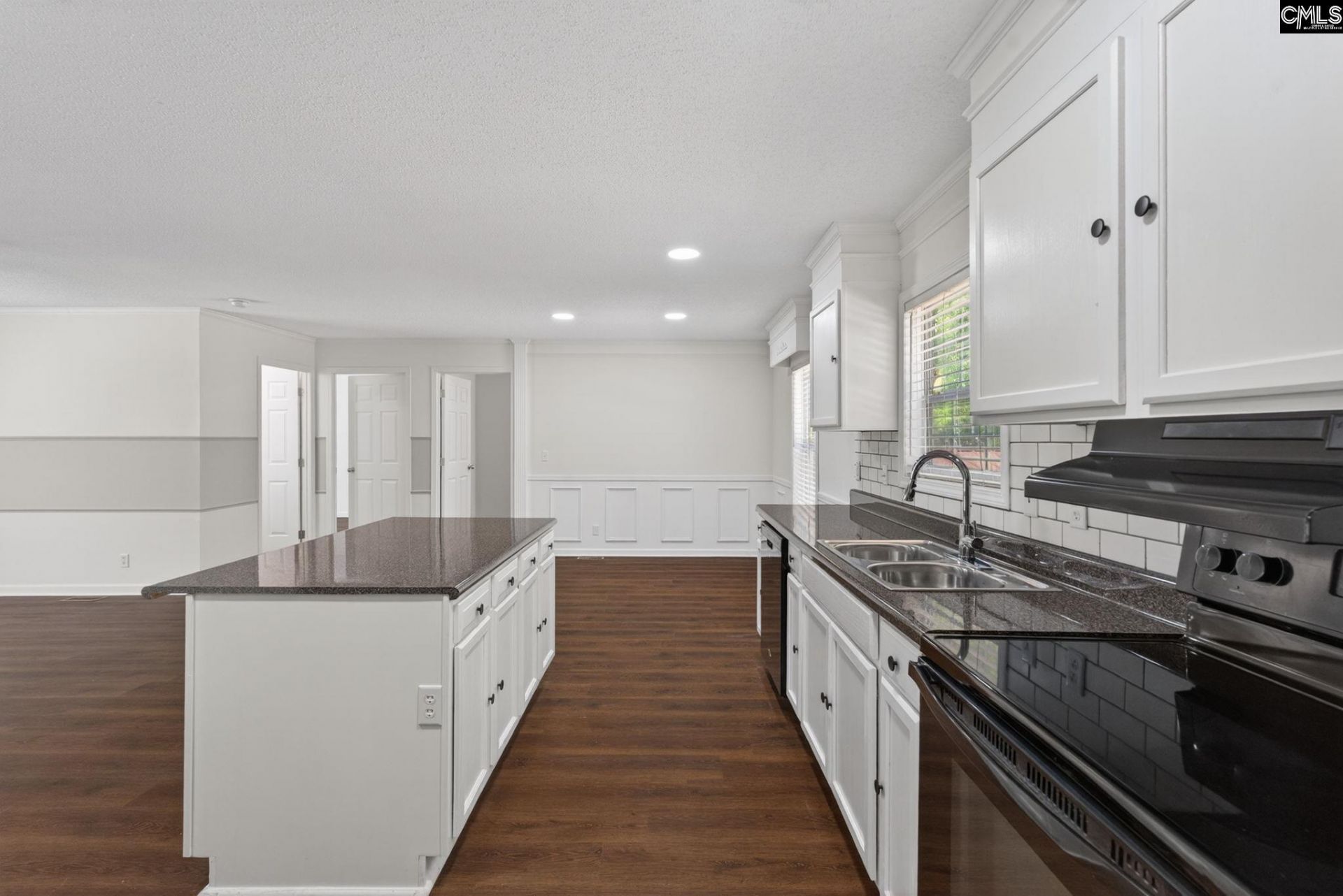 212 Cricket Road  Photo 16