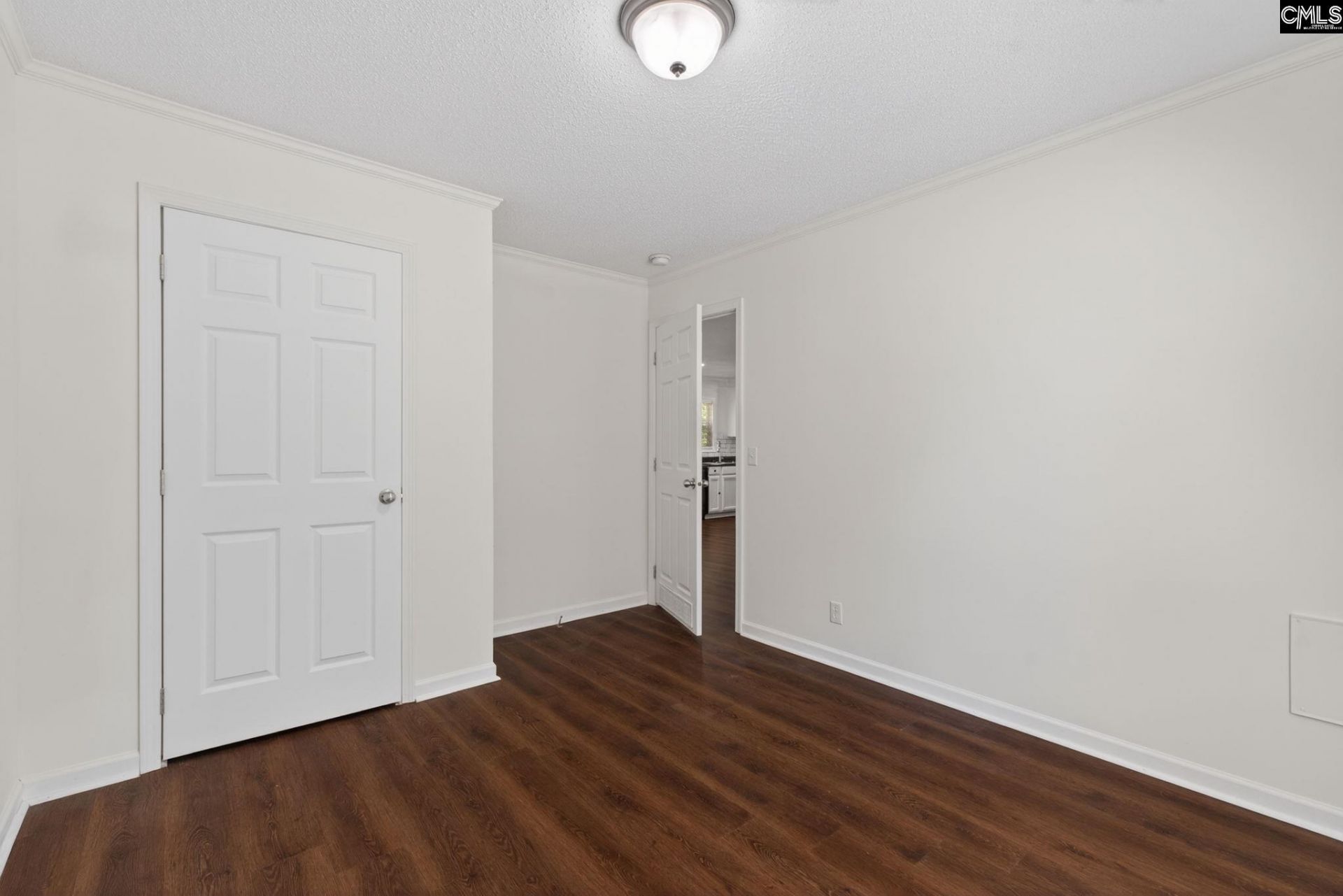 212 Cricket Road  Photo 23