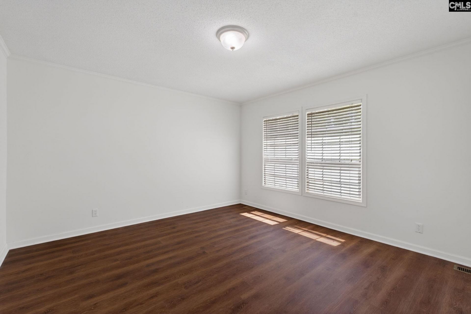 212 Cricket Road  Photo 26