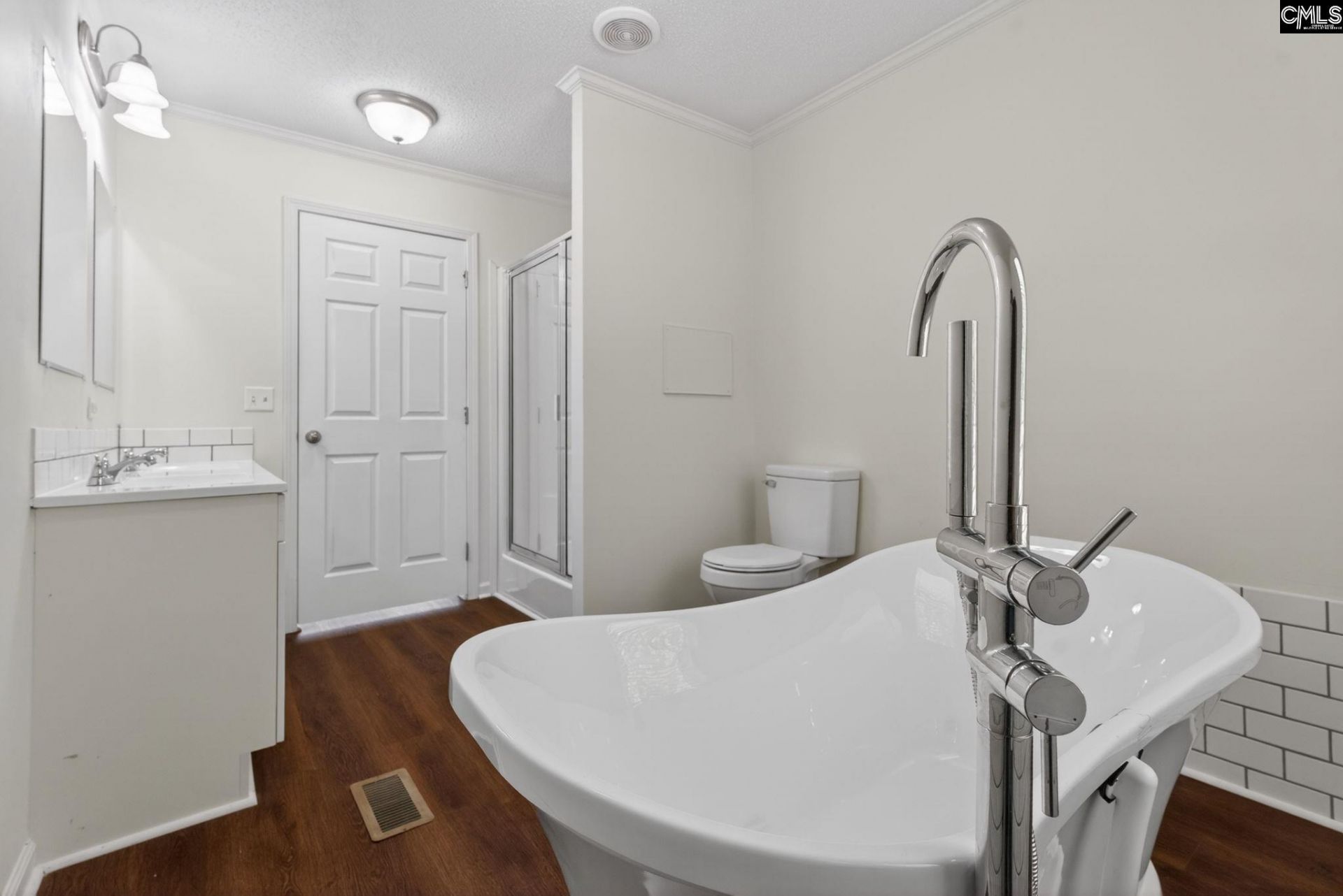 212 Cricket Road  Photo 30