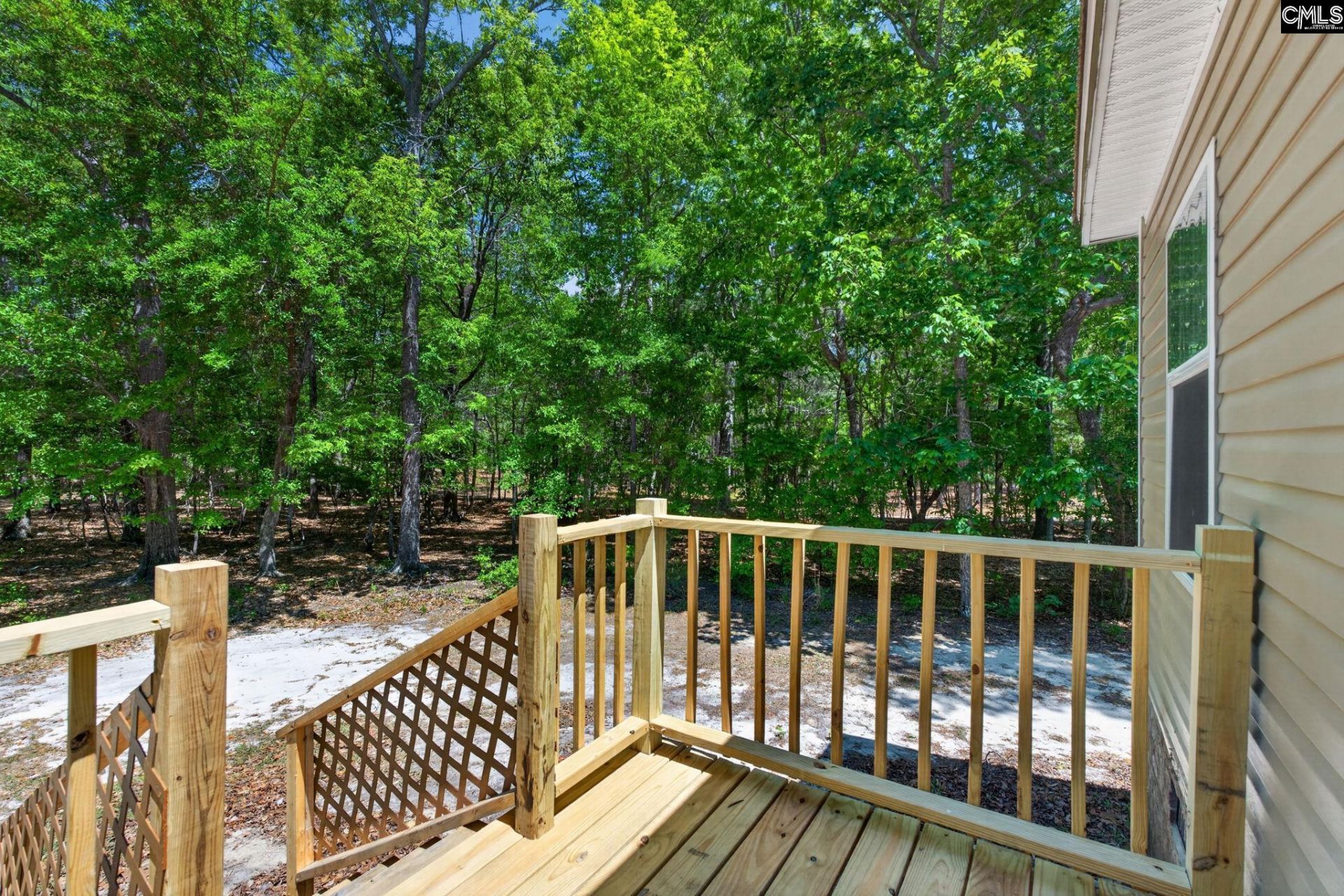 212 Cricket Road  Photo 36