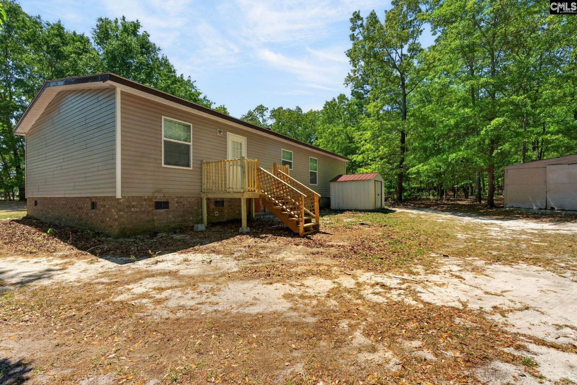 212 Cricket Road  Photo 37