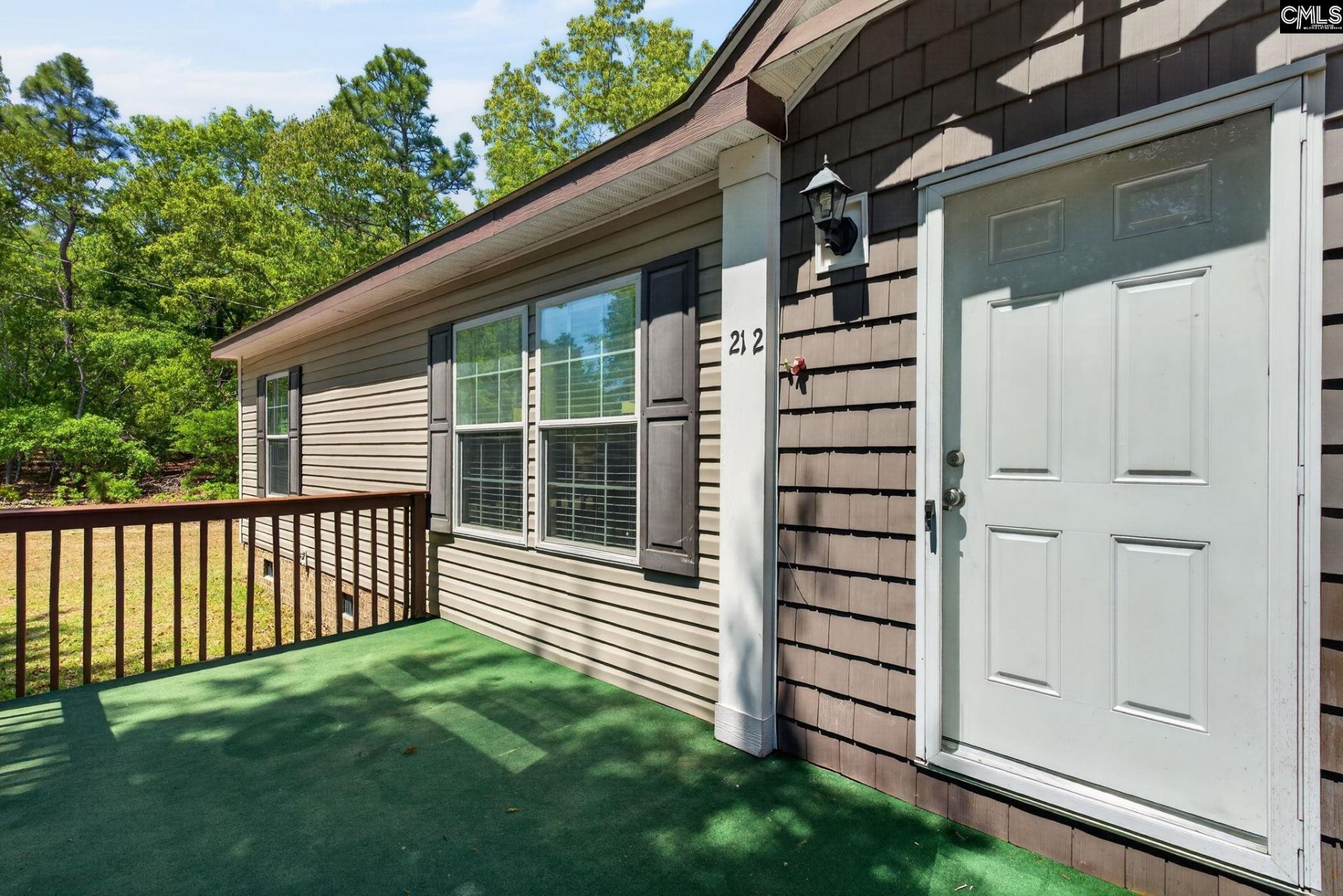 212 Cricket Road  Photo 4