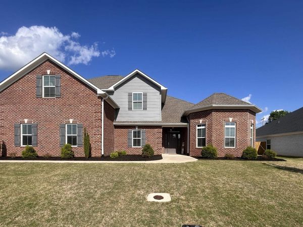 16880 Stonegate Drive, Athens, AL 35613