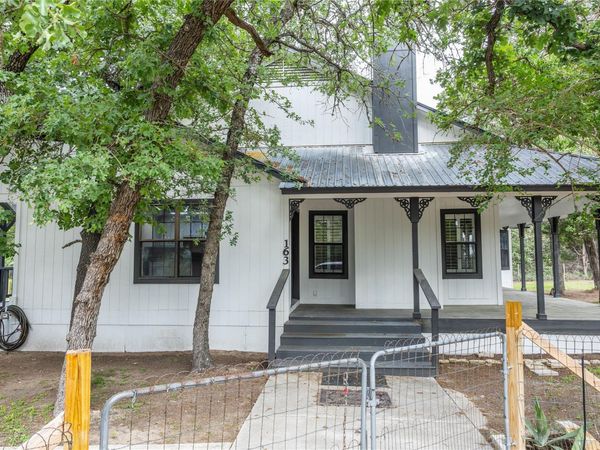 163 Wayside DR , Elgin, TX 78621