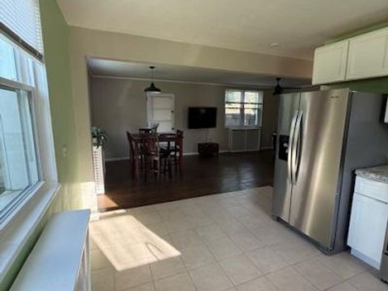 2 Ashby Street, Greenhills, OH 45218 Photo 13