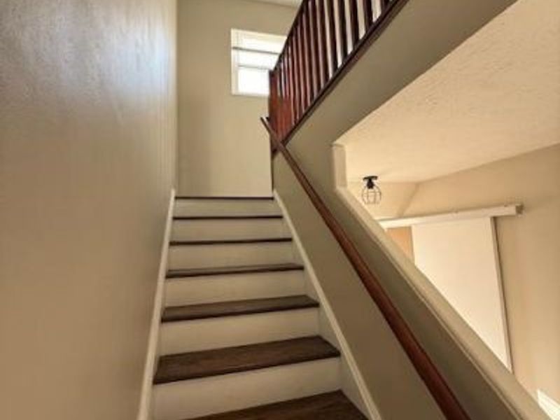 2 Ashby Street, Greenhills, OH 45218 Photo 14