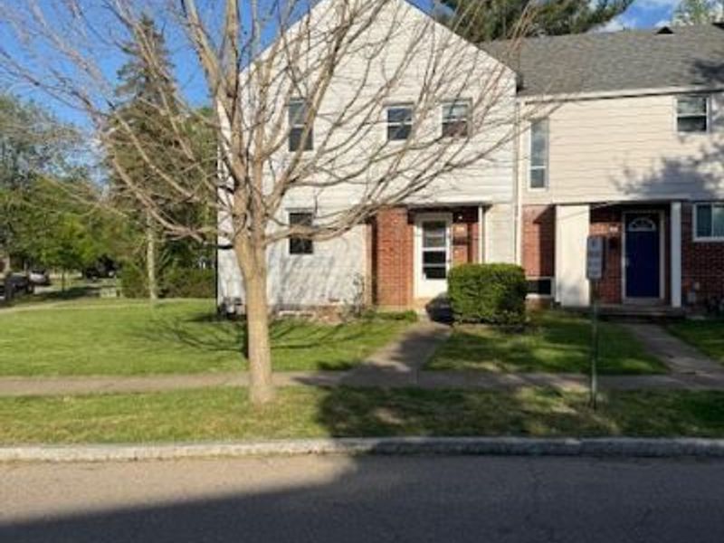 2 Ashby Street, Greenhills, OH 45218 Photo 2