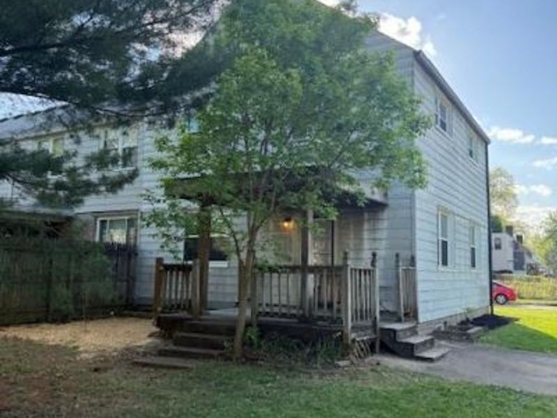 2 Ashby Street, Greenhills, OH 45218 Photo 4