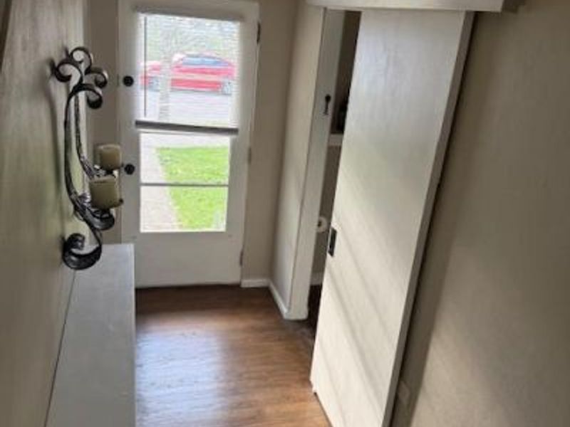 2 Ashby Street, Greenhills, OH 45218 Photo 9