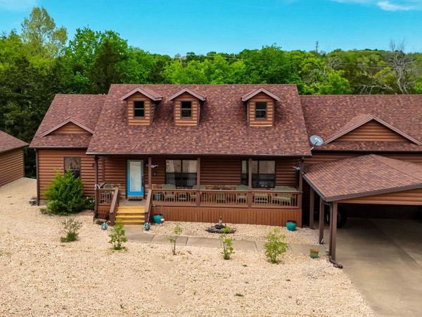130 Pine Woods Village Drive , Hollister, MO 65672