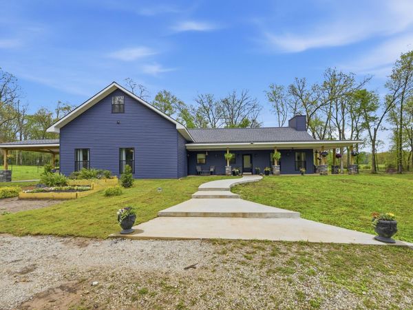 7171 Carver Road , Neosho, MO 64850