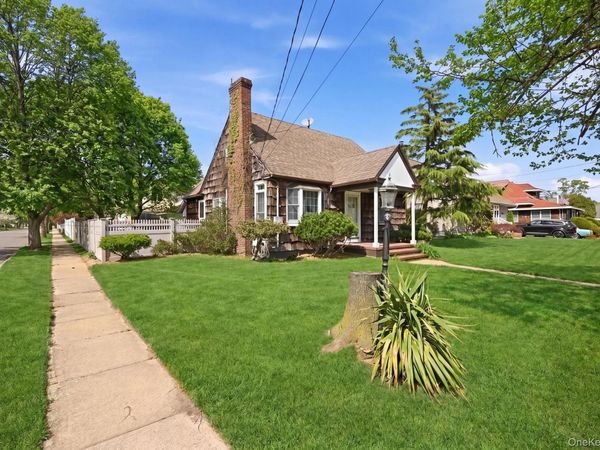 612 Hughes Street, Bellmore, NY 11710