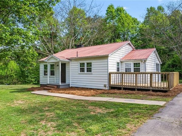 130 Morgan Road , Winston-Salem, NC 27105